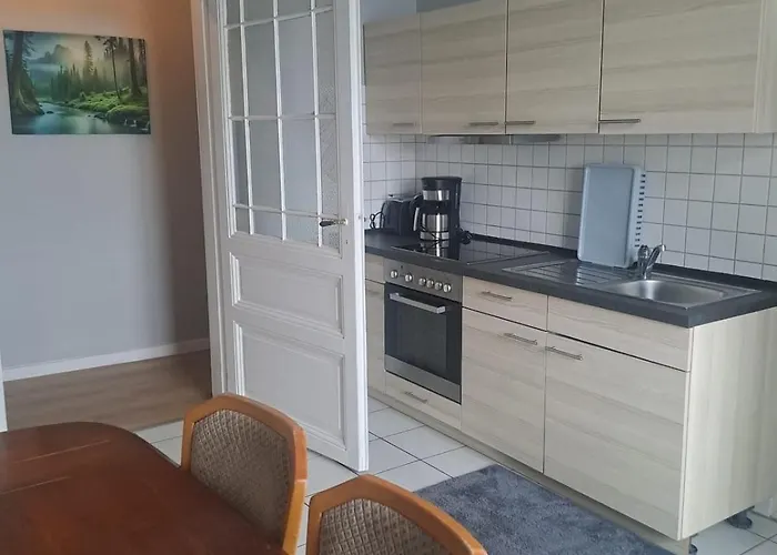 Geraeumige 2-z-whg M Wohnkueche Fuer 4 P Im 4 Og Apartament Frankfurt nad Menem
