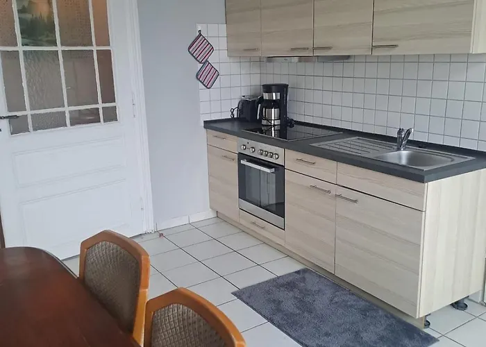 Geraeumige 2-z-whg M Wohnkueche Fuer 4 P Im 4 Og Apartament Frankfurt nad Menem