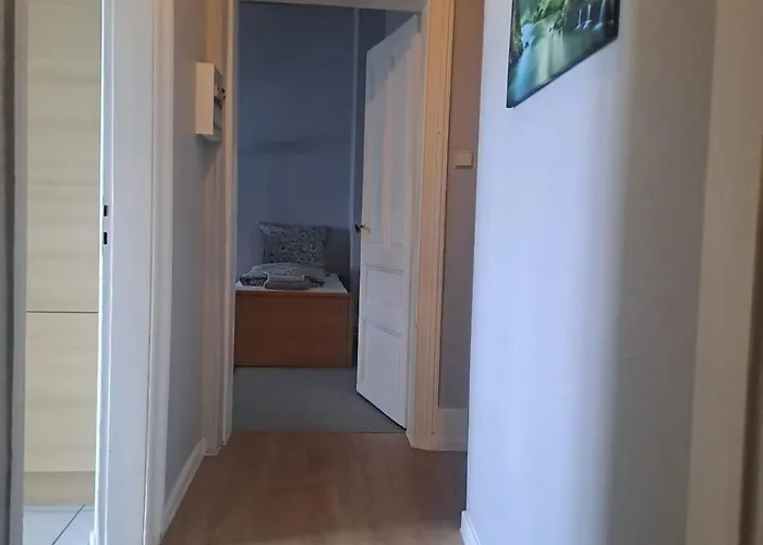 Apartament Geraeumige 2-z-whg M Wohnkueche Fuer 4 P Im 4 Og